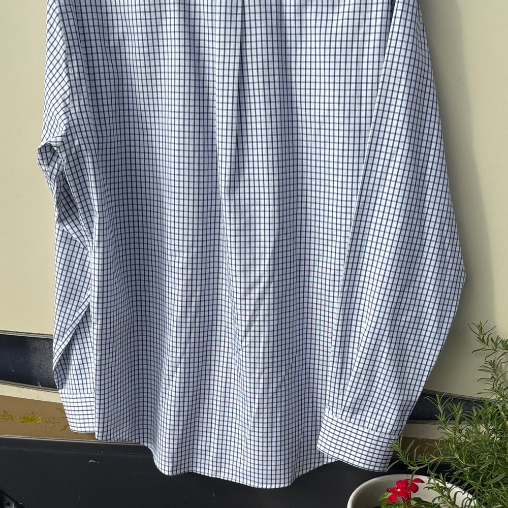 Nautica Men's Navy and White Checkered Dress Shirt - Picture 5 of 7